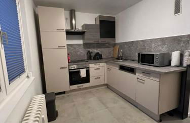 Little Royal - Foto 18