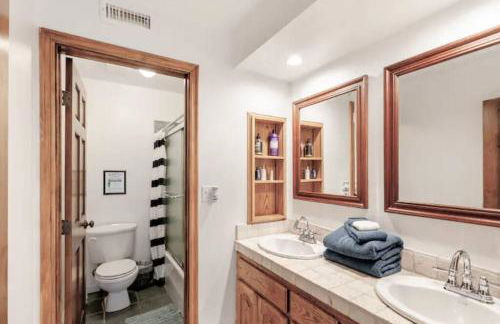 Malibu Ocean Villa with King Bed, Hot Tub, Beach, BBQ - Foto 43