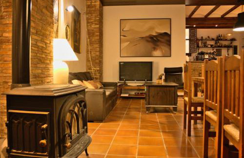 Masia de San Juan - castillo con piscina en plena Sierra Calderona - Photo 34