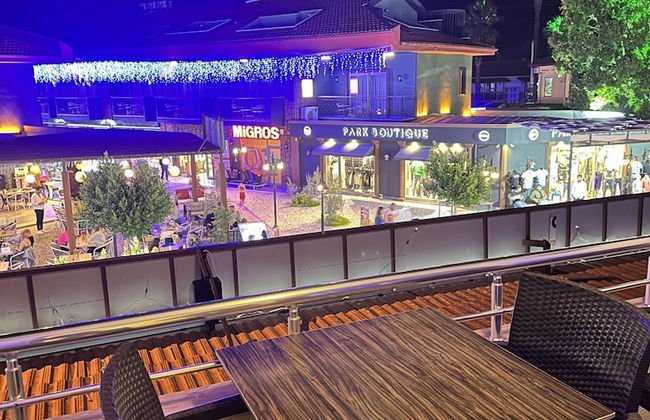 Street61 Studios - Photo 80