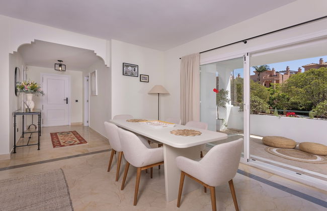 3 Bedroom, 3 Bathroom Beachside Apartment - Foto 20