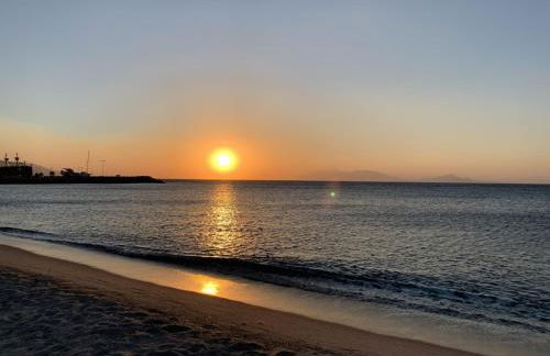 NOA BEACHFRONT SUITES - Foto 29