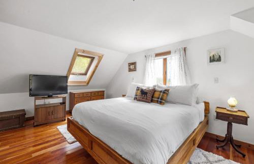 Secluded Cottage with hot tub, fire pit, and views - Foto 31