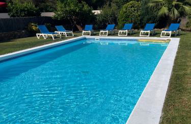 Villa Neus Barà, jardín y piscina privada - Photo 4