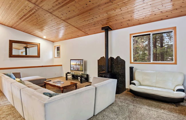 Truckee Pines Retreat Game Room & Forest Views - Foto 15