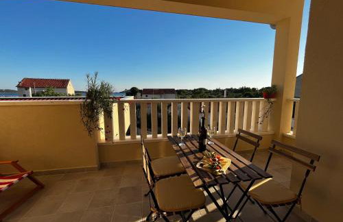 Pekasovi Seaview Apartament on a beautiful island Krapanj - Foto 21