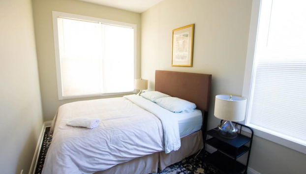 2 Level Home near Wrigley - Foto 5, Zimmer