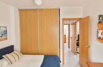 Apartamento con terraza en primera línea de playa - Foto 11