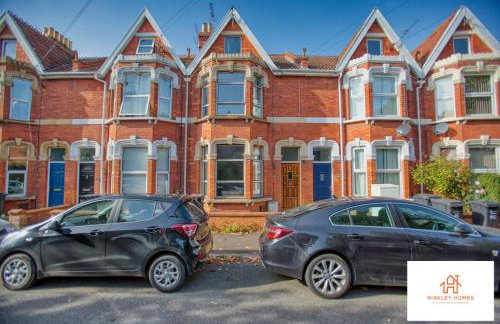 Spacious 6-Bedroom House with Parking in Bridgwater Ideal for Contractors & Group Stays - Foto 76