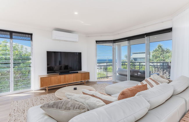 Blueberry Hill Beach House - Photo 8