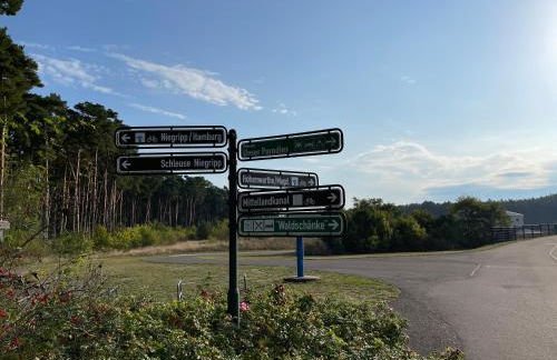 "Elbparadies" Ferienhaus am Niegripper See mit Pool - Photo 19
