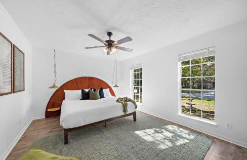 The Pines I Sleeps 12 I Private Pool I Patio & BBQ - Foto 27