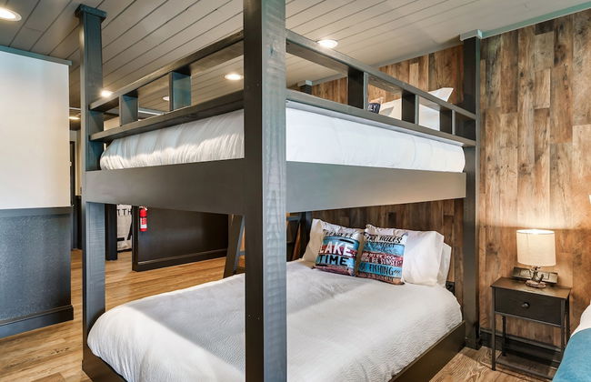 The Lodge at Lakeside - Photo 10