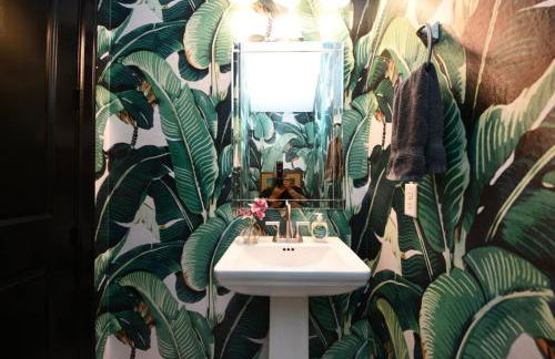 BrandNew! Secret Garden HTX |5BR w/GameRoom+HotTub - Foto 67