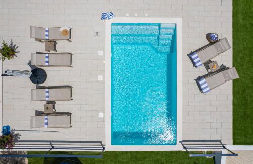 Villa Nacle with Heated Pool and Large Playground near Omis and Split - Photo 5