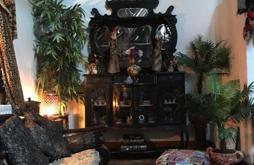 Priory House B&B And The Oriental Brewhouse Self Catering Accommodation - Foto 45