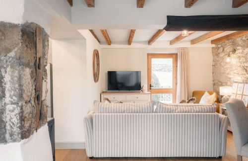 Mycock Cottage - Photo 4