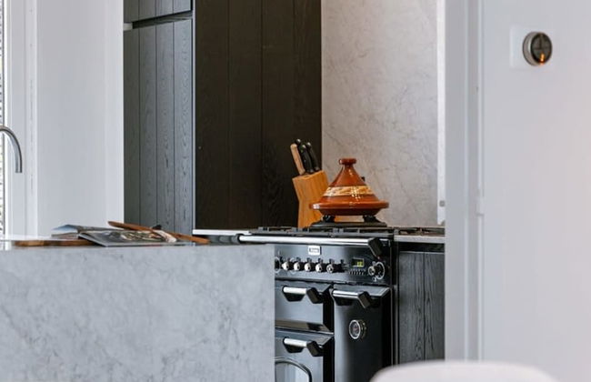 Charming House in the City of Antwerp With Parking - Foto 19