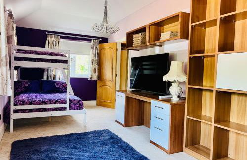 Stratford-upon-Avon 4BR Family Mansion on 1 acre with Pool, Gym & BBQ! - Foto 30