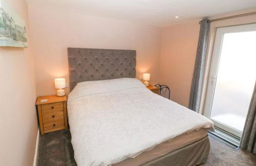 Sea Scape - Photo 13