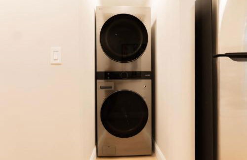 King Comfort - Bright and Modern 1BR Stay in Dunlap - Foto 1