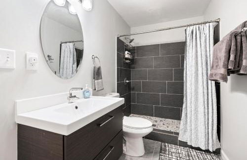 Relaxing home close Six Flag 21 miles to airport - Foto 31