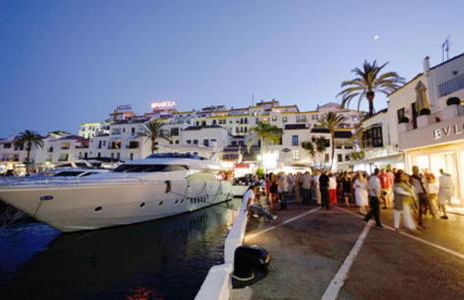 off line Deluxe 2 bedroom Golf Apartment Puerto Banus Marbella 12 Minutes Away by G00gIeMaps - Photo 28