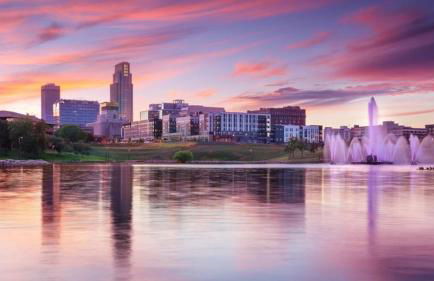 Historic Omaha Manor DT Near Zoo and Pool Table - Foto 51