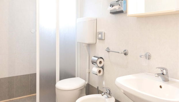 Charming Flat in Building With Solarium - Foto 4, Baño