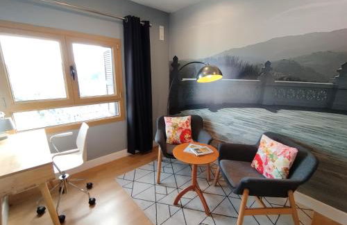 OFERTA ESPECIAL ÚLTIMA HORA - SARAKATUA15 - vistas espectaculares - familias y parejas - 2 dormitorios independientes - amplio salón cocina comedor - tarjeta parking OTA GRATIS - Julio y agosto estancia mínima 7 noches de domingo a domingo - - Foto 19