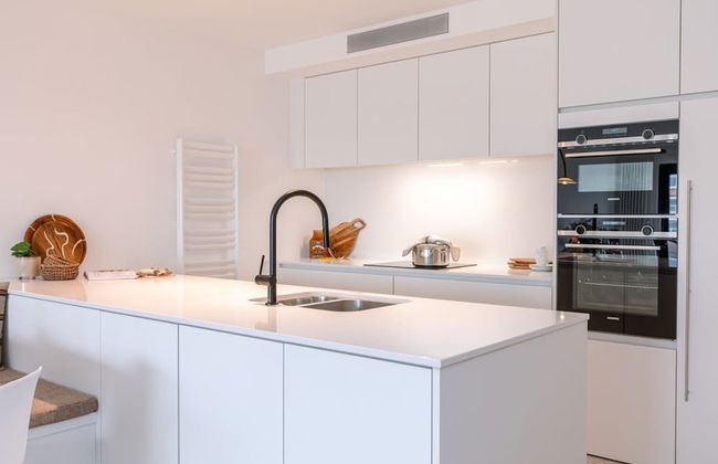 Renovated Apartment With sea View and Parking - Foto 35