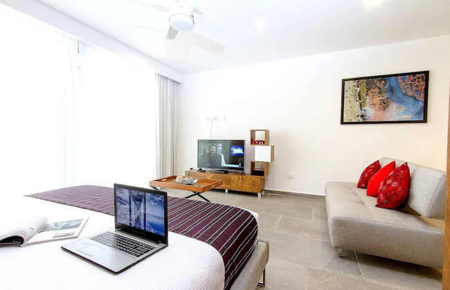 Charming, Huge & Bright Studio on the New 5th Avenue, 3 Blocks From the Beach! - Foto 5