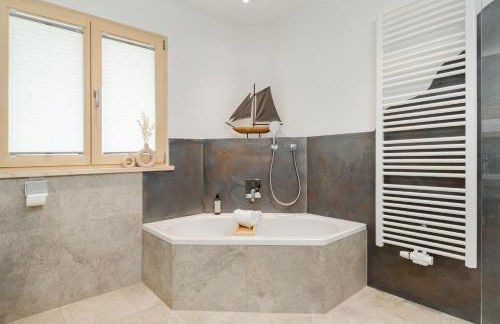 FENJOY Ferienapartments am Chiemsee - Balkon - BBQ - Foto 34