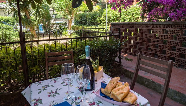 Il Giardino di Ada Ground Floor Studio with AC and Patio - Foto 2, Imagen principal