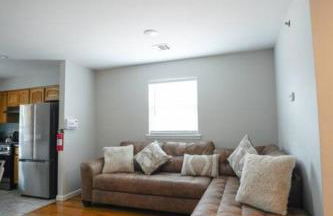 Newark Liberty Brick House - Private Bedroom 3 - Foto 14