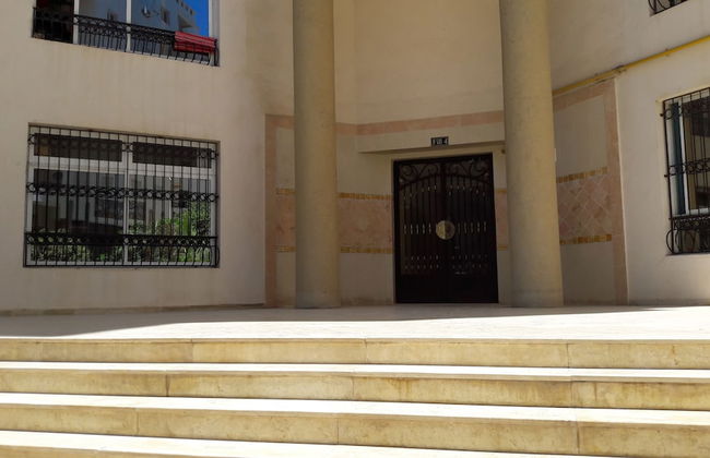 Spacious Modern app Richly Furnished - Foto 9