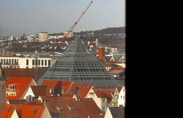 Centrally located 1 room apartment in Ulm with Ulmer Münster view - Foto 8