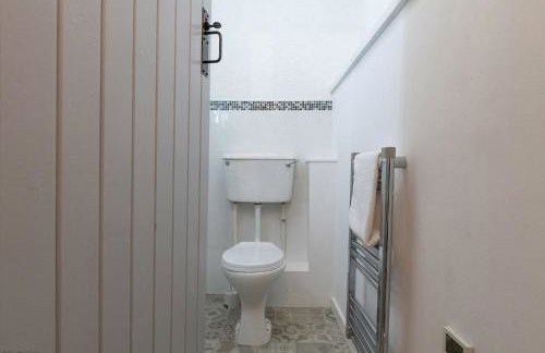 Barn Retreat with Valley Views & Onsite Dog Field - Foto 12