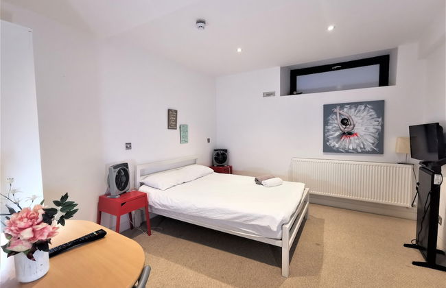 Spacious Double Room with en-suite - 2c - Foto 1