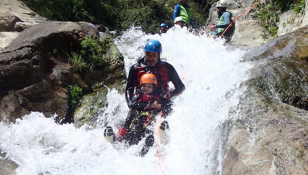 Zarzalones : La Cascada de 21m Barranquismo Cerca de Marbella & Málaga - Foto 2