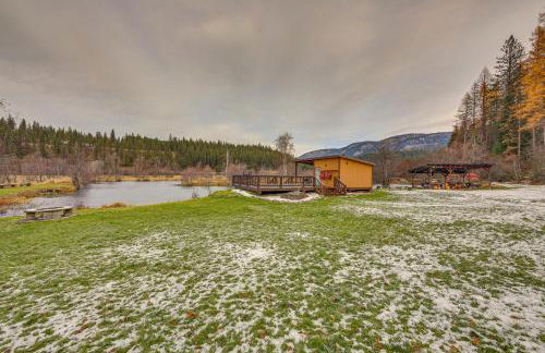 Bonners Ferry Cabin with Wraparound Deck and Views! - Foto 31