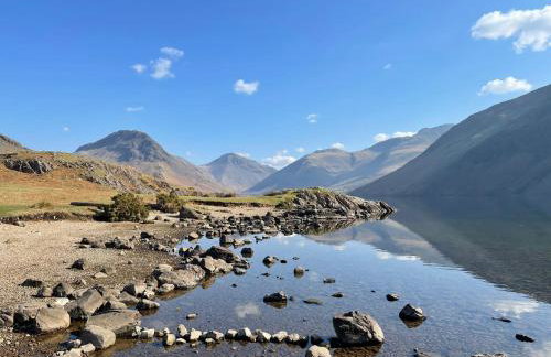 Tranquil Lake District Village Apartment - Foto 24