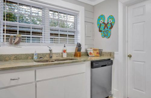 Sunrise Bliss 3 Bedroom St Simons Island 3 Minutes To Pier - Photo 10