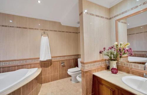 Apartamento con jacuzzi y parking en San Pedro - DEL VALLE 72 2 - Photo 31