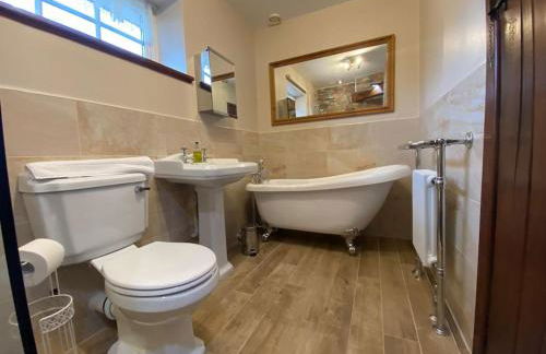 Eco-friendly Dorset cottage with spa set in heart of countryside - Photo 36