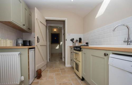 2 Bed in Bridport oc-dc110 - Photo 6