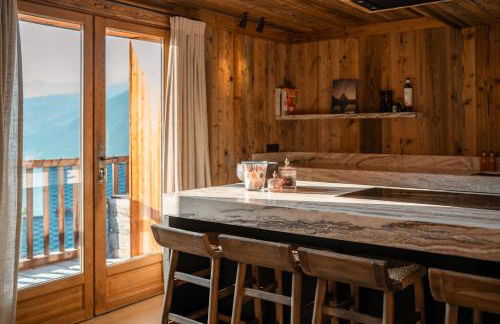 NEW Luxury Chalet Sapins - PRIVATE POOL- Mountains VIEW - Family & Comfort - SPECIAL LAUNCH OFFER - Foto 16