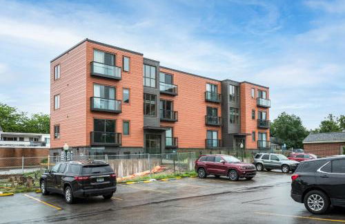 Brand New Condo in the Heart of Traverse City! - Foto 3