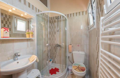 Family Holiday Apartment with garden & BBQ - Foto 36