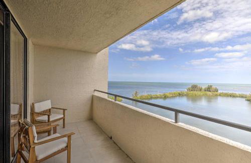 Waterfront Resort Condo with Private Beach and Pool - Foto 1